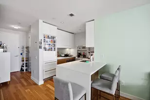 555 W 59th St, New York City, NY 10019 - Photo 8