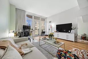 555 W 59th St, New York City, NY 10019 - Photo 4