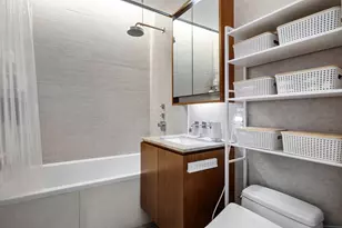 555 W 59th St, New York City, NY 10019 - Photo 14