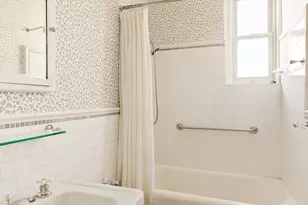 139 E 94th St, New York City, NY 10128 - Photo 8