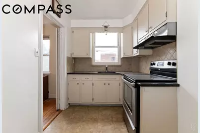 20-29 28th Street, New York City, NY 11105 - Photo 8