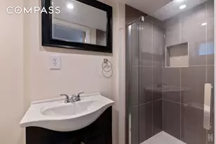 20-29 28th St, New York City, NY 11105 - Photo 18