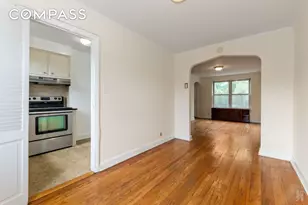 20-29 28th St, New York City, NY 11105 - Photo 4