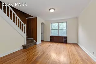 20-29 28th St, New York City, NY 11105 - Photo 2