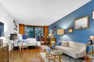 212 E 77th St, New York City, NY 10075 - Photo 1