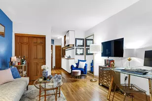 212 E 77th St, New York City, NY 10075 - Photo 2