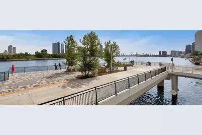 60 Sutton Place S #3HS, New York City, NY 10022 - Photo 12