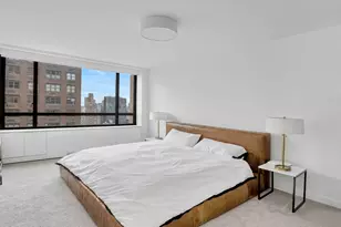 190 E 72nd St, New York City, NY 10021 - Photo 8