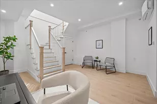 107 Schaefer St, New York City, NY 11207 - Photo 12
