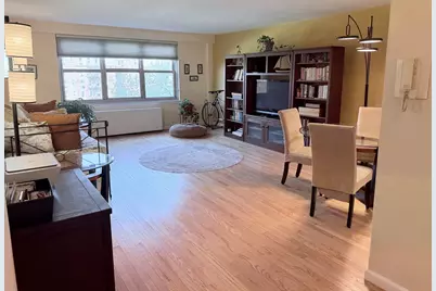 135 Ocean Parkway #6H, Brooklyn, NY 11218 - Photo 1