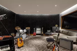 30 Riverside Blvd, New York City, NY 10069 - Photo 36