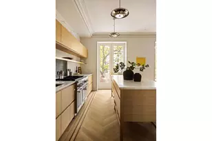 45 Douglass St, New York City, NY 11231 - Photo 12