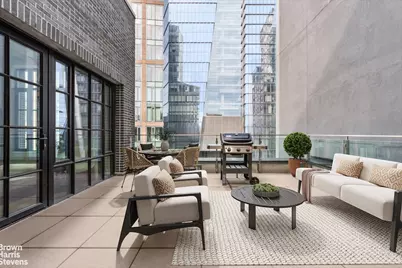 517 W 29th Street #PHC, New York City, NY 10001 - Photo 16