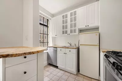 350 W 57th Street #6H, New York City, NY 10019 - Photo 8
