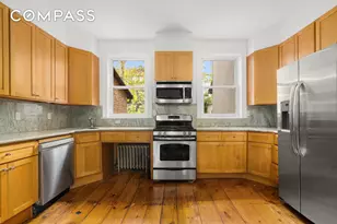 38 Douglass St, New York City, NY 11231 - Photo 6