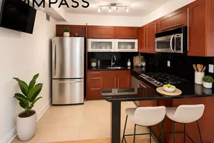 649 Washington Ave, New York City, NY 11238 - Photo 2