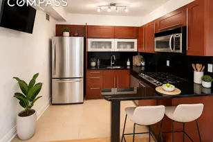 649 Washington Ave, Brooklyn, NY 11238 - Photo 2