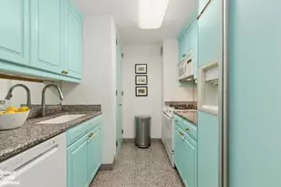 188 E 76th St, New York, NY 10021 - Photo 4