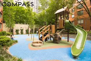 200 E 94th St, New York City, NY 10128 - Photo 24
