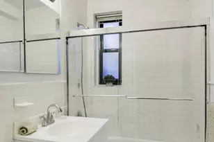 330 E 70th St, New York, NY 10021 - Photo 12