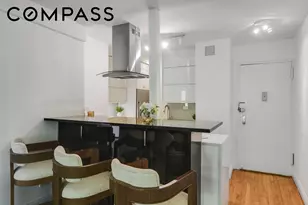 330 E 70th St, New York, NY 10021 - Photo 4