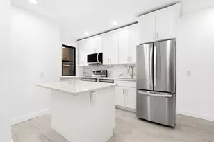 346 E 53rd St, New York City, NY 11203 - Photo 4