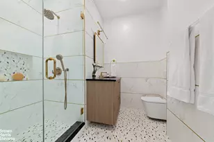 120 E 85th St, New York City, NY 10028 - Photo 6