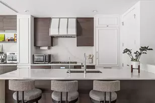 108 India St, New York City, NY 11222 - Photo 4