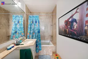 101 W 67th St, New York City, NY 10023 - Photo 8