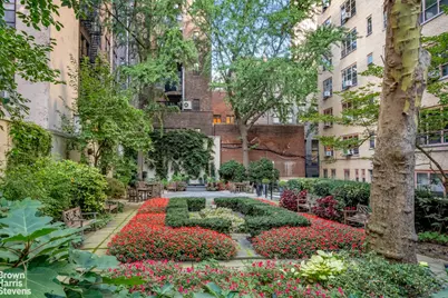 235 E 22nd Street #1EF, New York City, NY 10010 - Photo 10