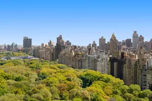58 W 58th St, New York City, NY 10019 - Photo 2