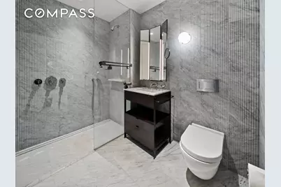 135 E 47th Street #4F, New York, NY 10017 - Photo 8