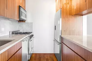 290 3rd Ave, New York, NY 10010 - Photo 4
