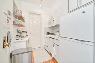 172 Mulberry St, New York, NY 10013 - Photo 6