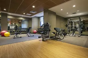 330 E 38th St, New York City, NY 10016 - Photo 6