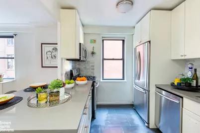 330 3rd Avenue #4B, New York City, NY 10010 - Photo 2