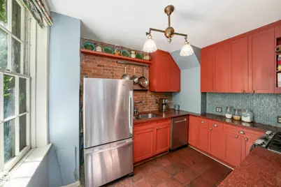 422 W 46th Street #2R, New York City, NY 10036 - Photo 6