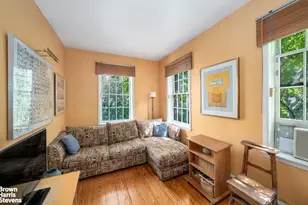 422 W 46th St, New York City, NY 10036 - Photo 8