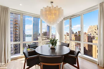 200 W End Avenue #19B, New York City, NY 10023 - Photo 2