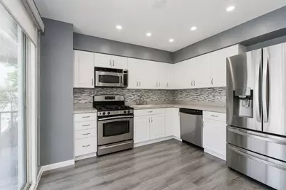 78 Sperry Place, New York, NY 10312 - Photo 6