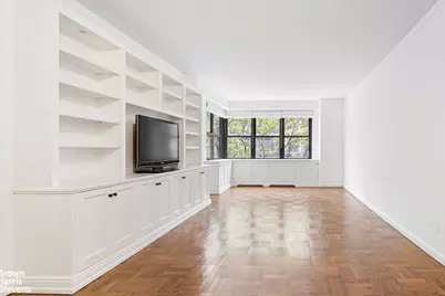399 E 72nd Street #3D, New York City, NY 10021 - Photo 6