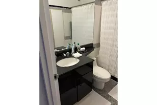 303 E 60th St, New York City, NY 10022 - Photo 1