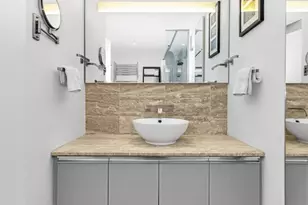 322 W 57th St, New York City, NY 10019 - Photo 10