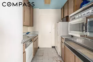 207 E 74th St, New York City, NY 10021 - Photo 6