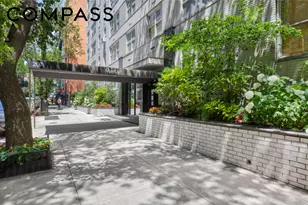 207 E 74th St, New York City, NY 10021 - Photo 8