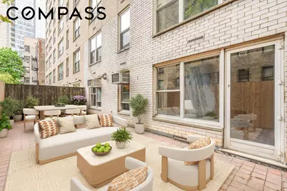 207 E 74th Street #1L, New York City, NY 10021 - Photo 2