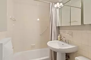 165 W 66th St, New York City, NY 10023 - Photo 10