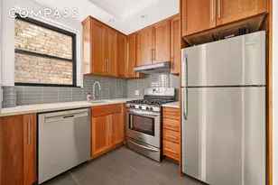234 W 16th St, New York, NY 10011 - Photo 4