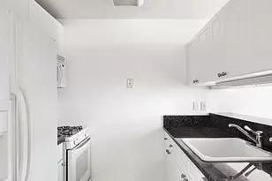 404 E 76th St, New York City, NY 10021 - Photo 4