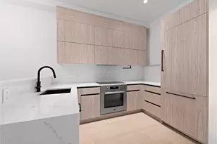 499 Van Buren St, New York City, NY 11221 - Photo 4